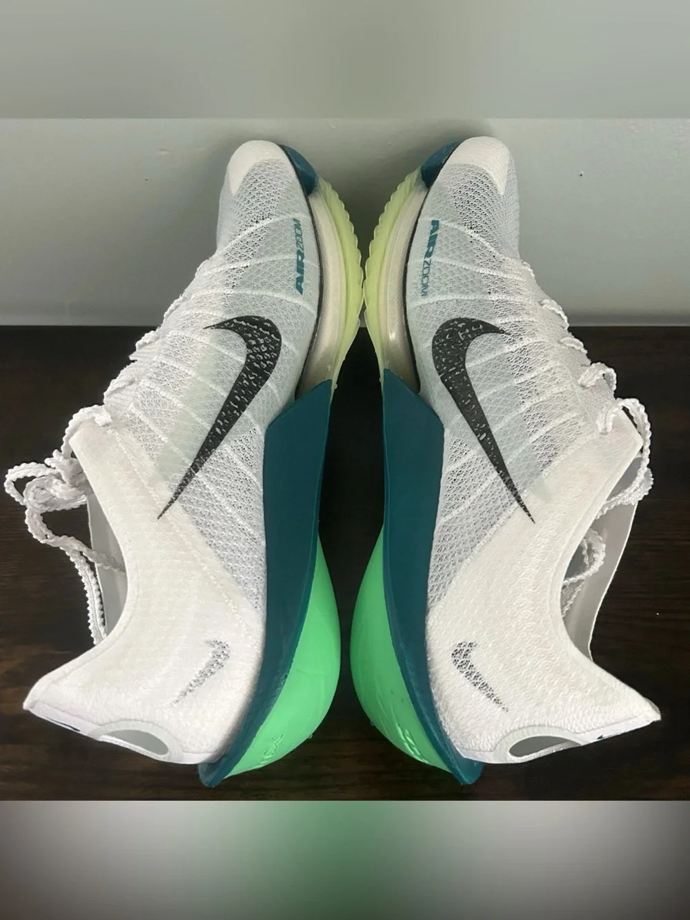 Nike Air Zoom Victory 2 White Track Field Distance Spikes Mens 8.5 FD8411-100